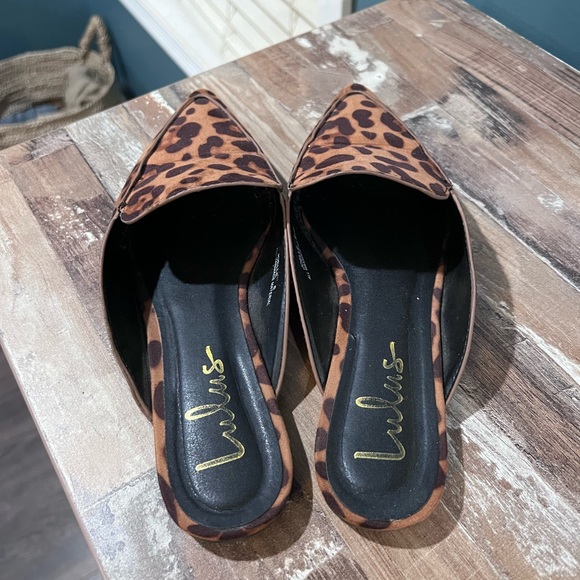 LuLus Joelle Cheetah Mules - Picture 3 of 4